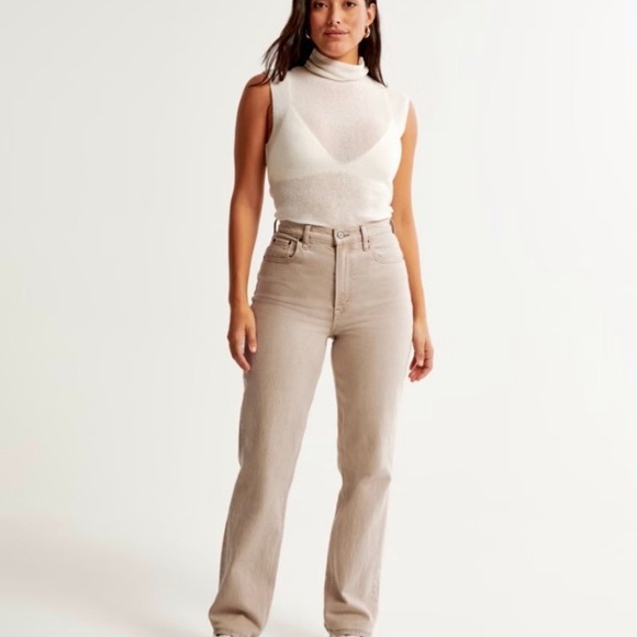 Abercrombie & Fitch 90’s Ultra High Rise Straight Leg Jeans - Picture 1 of 8